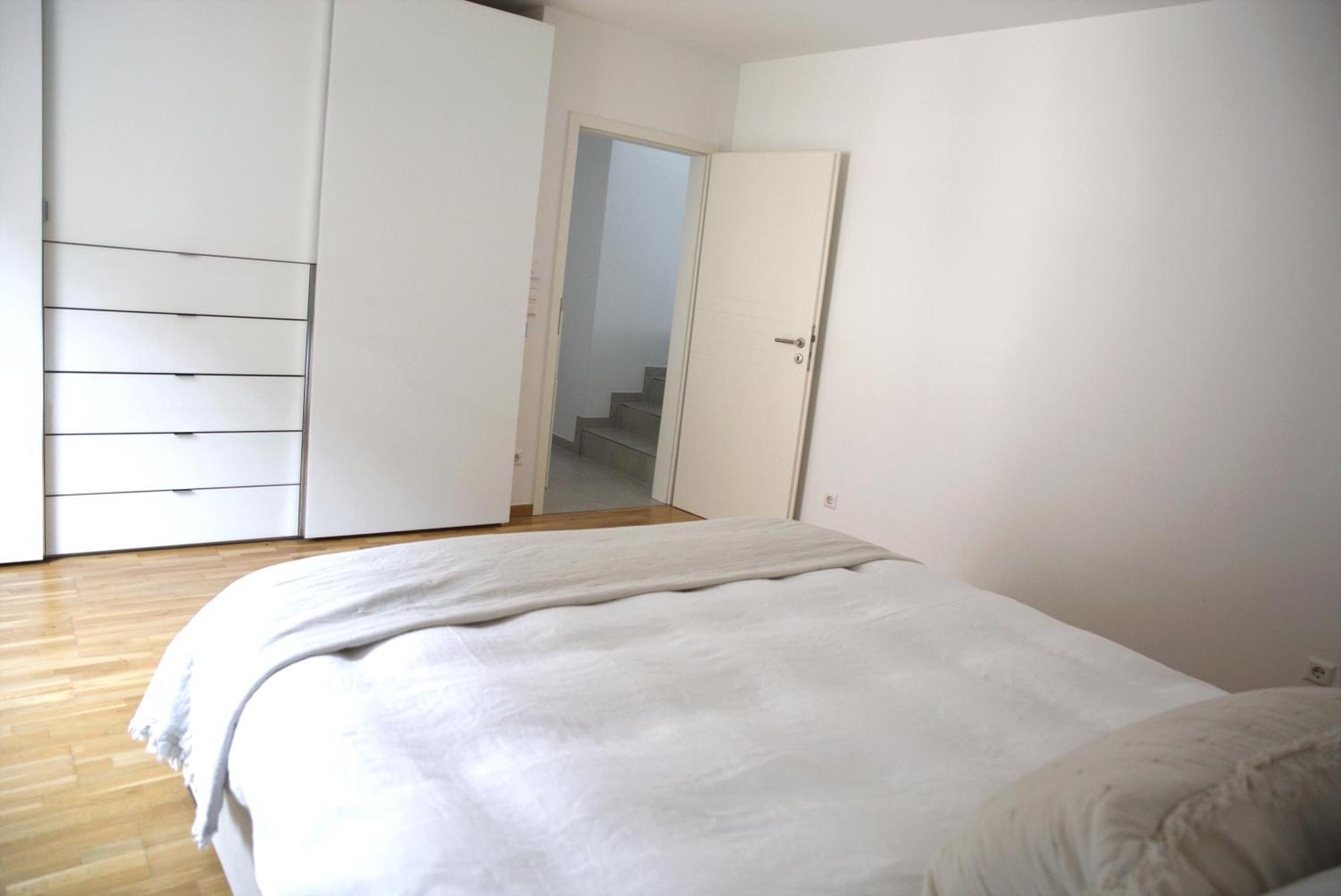 Beautiful Modern 2br With Big Terrace Luxembourg